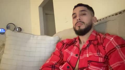 Snapshot of papicubano_guapo23cm chatting on 02-22-25, 06:17 papicubano_guapo23cm online show from 02-22-25, 06:17