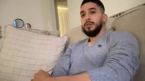 Snapshot of papicubano_guapo23cm chatting on 02-23-25, 01:10 papicubano_guapo23cm online show from 02-23-25, 01:10