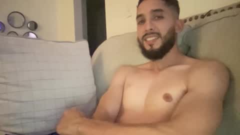 Snapshot of papicubano_guapo23cm chatting on 10-07-25, 03:25 papicubano_guapo23cm online show from 10-07-25, 03:25