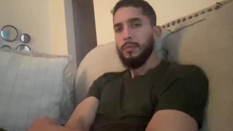 Snapshot of papicubano_guapo23cm chatting on 10-30-25, 04:47 papicubano_guapo23cm online show from 10-30-25, 04:47