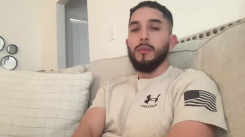 Snapshot of papicubano_guapo23cm chatting on 11-16-25, 06:02 papicubano_guapo23cm online show from 11-16-25, 06:02