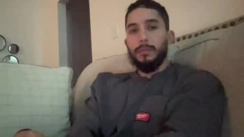 Snapshot of papicubano_guapo23cm chatting on 11-27-25, 11:45 papicubano_guapo23cm online show from 11-27-25, 11:45