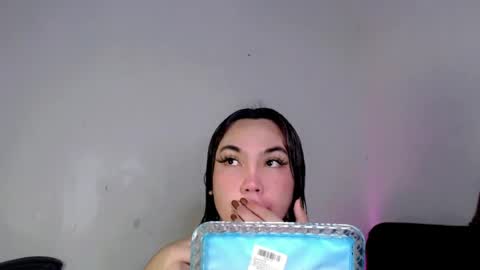 Fina Dwarf online show from 07-22-26, 06:27