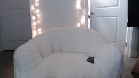  -- New Videos Down Below online show from 03-04-26, 12:05