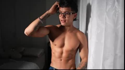 Snapshot of paradise_boy_s chatting on 07-18-26, 11:30 Ryan And Casper online show from 07-18-26, 11:30