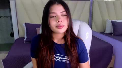 Amy and my doll online show from 02-14-25, 05:19