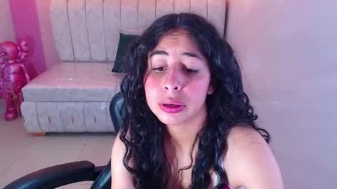 Snapshot of paris_1sub chatting on 10-31-25, 01:23 Paris 1sub online show from 10-31-25, 01:23