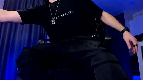 Paris online show from 01-16-26, 08:24