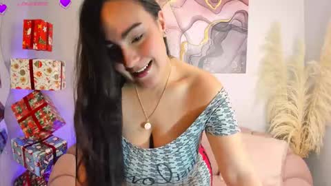 Paris  online show from 12-16-25, 12:26