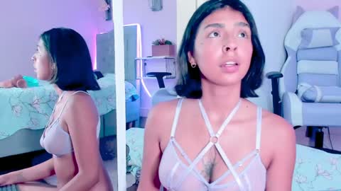 Paris online show from 12-20-24, 08:34