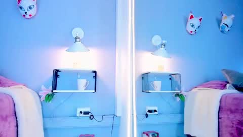 Paris online show from 12-21-24, 08:54