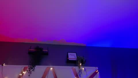 Snapshot of parisfox_ chatting on 02-09-26, 10:14 PARIS online show from 02-09-26, 10:14