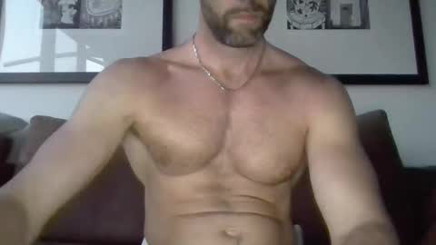 Porn Actor 21cm Hetero online show from 01-26-25, 06:06