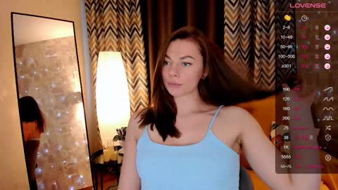 Paris online show from 03-26-26, 08:53