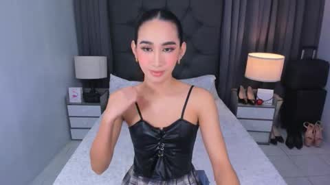 parismilker online show from 01-13-26, 07:02