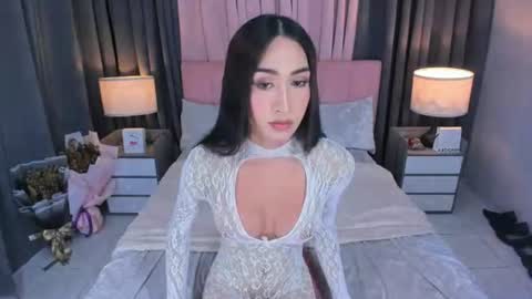parismilker online show from 06-10-26, 10:30