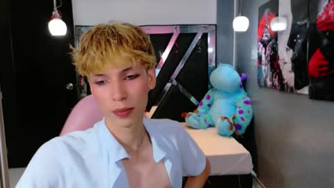 park_jimin1 online show from 09-30-25, 02:27