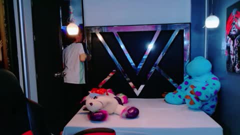 park_jimin1 online show from 12-16-25, 07:08