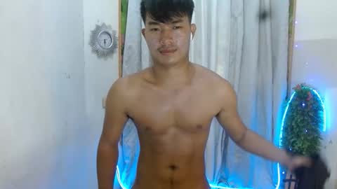 Chinito online show from 10-18-25, 04:04
