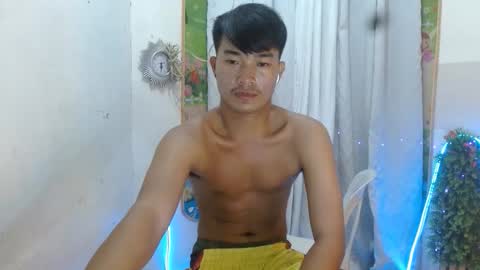 Chinito online show from 10-20-25, 02:39