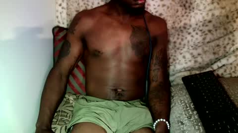 Snapshot of parlaytellio chatting on 12-01-24, 04:51 Parlay Tellio online show from 12-01-24, 04:51