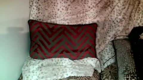 Snapshot of parlaytellio chatting on 12-25-24, 06:41 Parlay Tellio online show from 12-25-24, 06:41