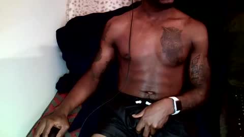 Snapshot of parlaytellio chatting on 01-26-25, 12:26 Parlay Tellio online show from 01-26-25, 12:26