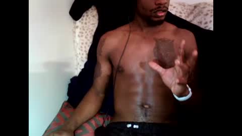 Snapshot of parlaytellio chatting on 01-26-25, 03:27 Parlay Tellio online show from 01-26-25, 03:27