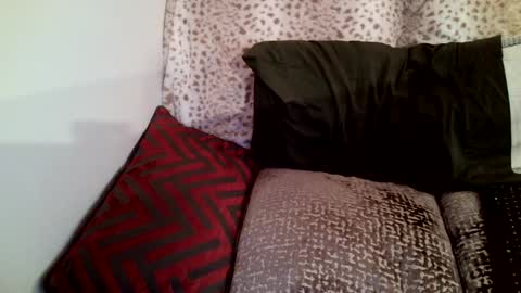 Snapshot of parlaytellio chatting on 03-11-25, 09:04 Parlay Tellio online show from 03-11-25, 09:04