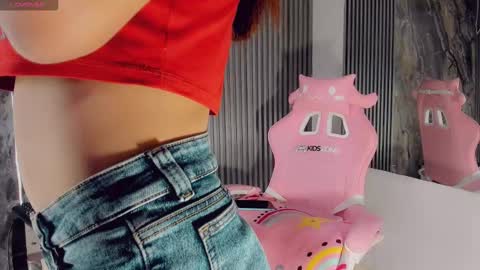 Snapshot of party_fre_girl chatting on 10-03-25, 01:35 party_fre_girl online show from 10-03-25, 01:35