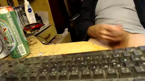 Snapshot of pascal88881 chatting on 12-03-24, 01:52 pascal88881 online show from 12-03-24, 01:52