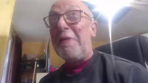 Snapshot of pascal88881 chatting on 12-25-24, 10:50 pascal88881 online show from 12-25-24, 10:50