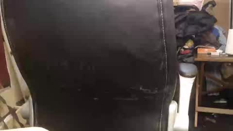 Snapshot of pascal88881 chatting on 01-03-25, 05:53 pascal88881 online show from 01-03-25, 05:53