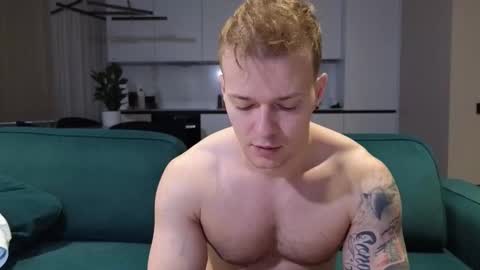 Pashka online show from 10-22-25, 07:08