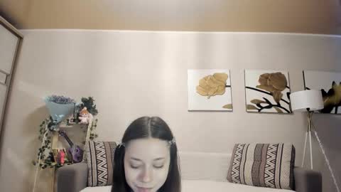 Snapshot of passionate_isabella chatting on 09-15-25, 04:12 Bella online show from 09-15-25, 04:12