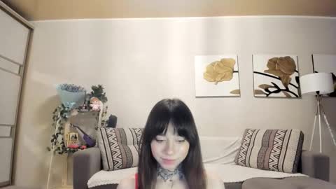 Snapshot of passionate_isabella chatting on 09-22-25, 02:46 Bella online show from 09-22-25, 02:46