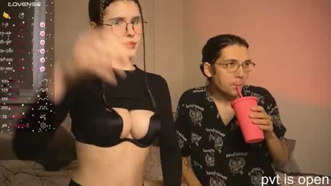 Snapshot of passiondesire_ chatting on 09-16-25, 08:15 Zoe online show from 09-16-25, 08:15