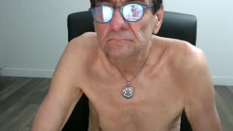 Bob online show from 10-13-25, 01:22