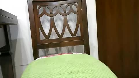 patatini784 online show from 11-18-25, 08:35