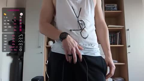 Snapshot of patii132 chatting on 12-19-25, 11:50 patii132 online show from 12-19-25, 11:50