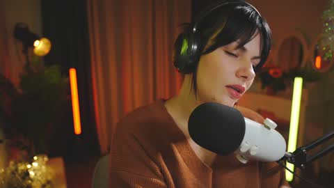 Patricia online show from 12-15-24, 06:15