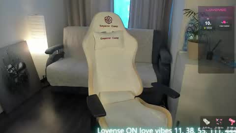 patricia_lions_ online show from 10-18-25, 06:48