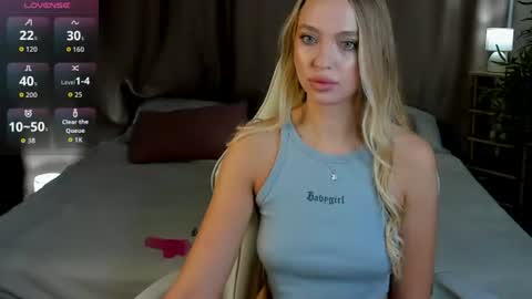 Snapshot of patricia_reed chatting on 07-11-26, 10:07 Patricia online show from 07-11-26, 10:07