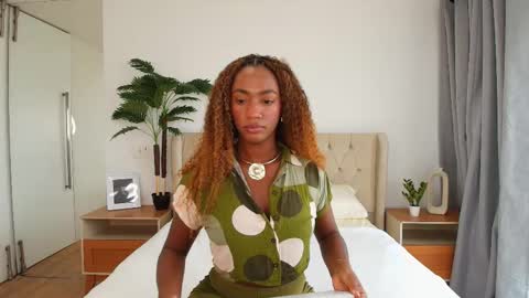 Snapshot of patricia_rosse21 chatting on 01-08-26, 11:45 Patricia Rossi online show from 01-08-26, 11:45