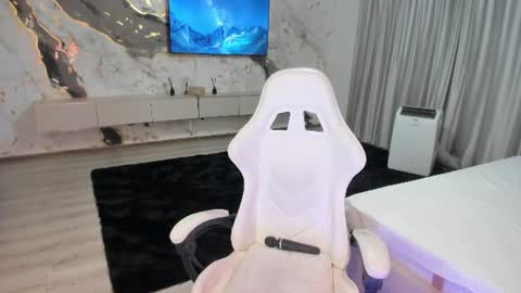 Snapshot of patriciakeys chatting on 07-07-26, 02:03 Patricia online show from 07-07-26, 02:03