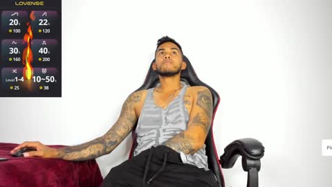 Snapshot of patrick_hot69 chatting on 01-09-25, 10:20 patrick_hot69 online show from 01-09-25, 10:20