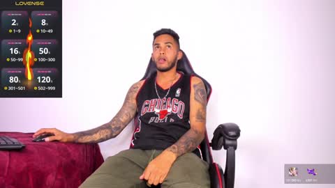 Snapshot of patrick_hot69 chatting on 01-19-25, 03:50 patrick_hot69 online show from 01-19-25, 03:50