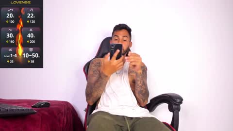 Snapshot of patrick_hot69 chatting on 01-21-25, 04:21 patrick_hot69 online show from 01-21-25, 04:21