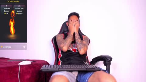 Snapshot of patrick_hot69 chatting on 02-03-25, 04:25 patrick_hot69 online show from 02-03-25, 04:25