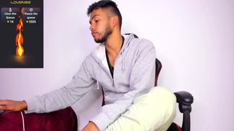 Snapshot of patrick_hot69 chatting on 02-16-25, 04:53 patrick_hot69 online show from 02-16-25, 04:53